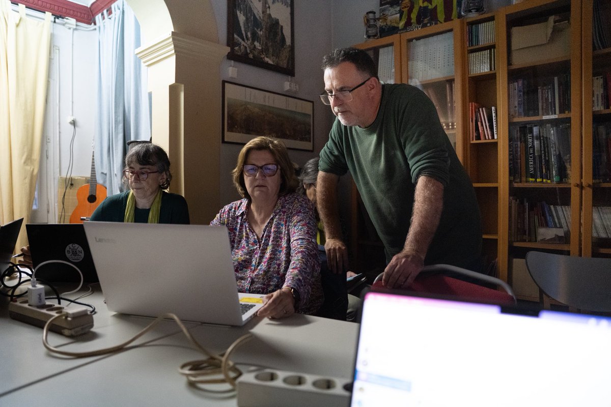 Esplugues Digital (@espludigital) on Twitter photo 📸🔙 Millorem la presència d’#Esplugues a l’enciclopèdia lliure en català de la mà d’<a href="/AmicalWikimedia/">Amical Wikimedia</a> en el marc del Correllengua 2025 de <a href="/CAL_cat/">Coordinadora d'Associacions per la Llengua (CAL)</a> 📸🔙 Millorem la presència d’#Esplugues a l’enciclopèdia lliure en català de la mà d’<a href="/AmicalWikimedia/">Amical Wikimedia</a> en el marc del Correllengua 2025 de <a href="/CAL_cat/">Coordinadora d'Associacions per la Llengua (CAL)</a>