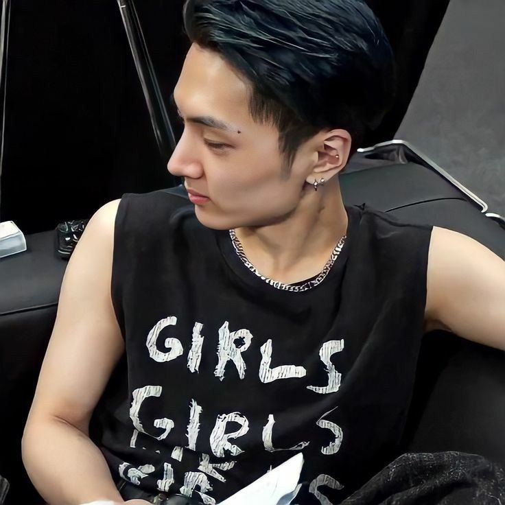 flzkyin's tweet image. hi im kayson, i'm looking for new
interactive #moots 

— not new to #stantwt / #kpoptwt 
— he/him ╎ filo ╎17
— enha main
any fandoms welcome 

like and rt to spread