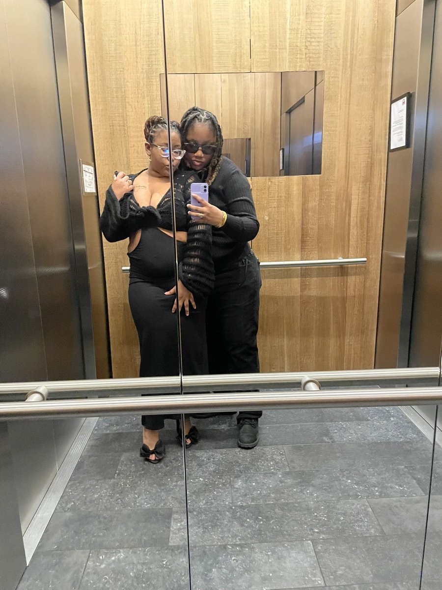 🪐Nia🪐 tweet media