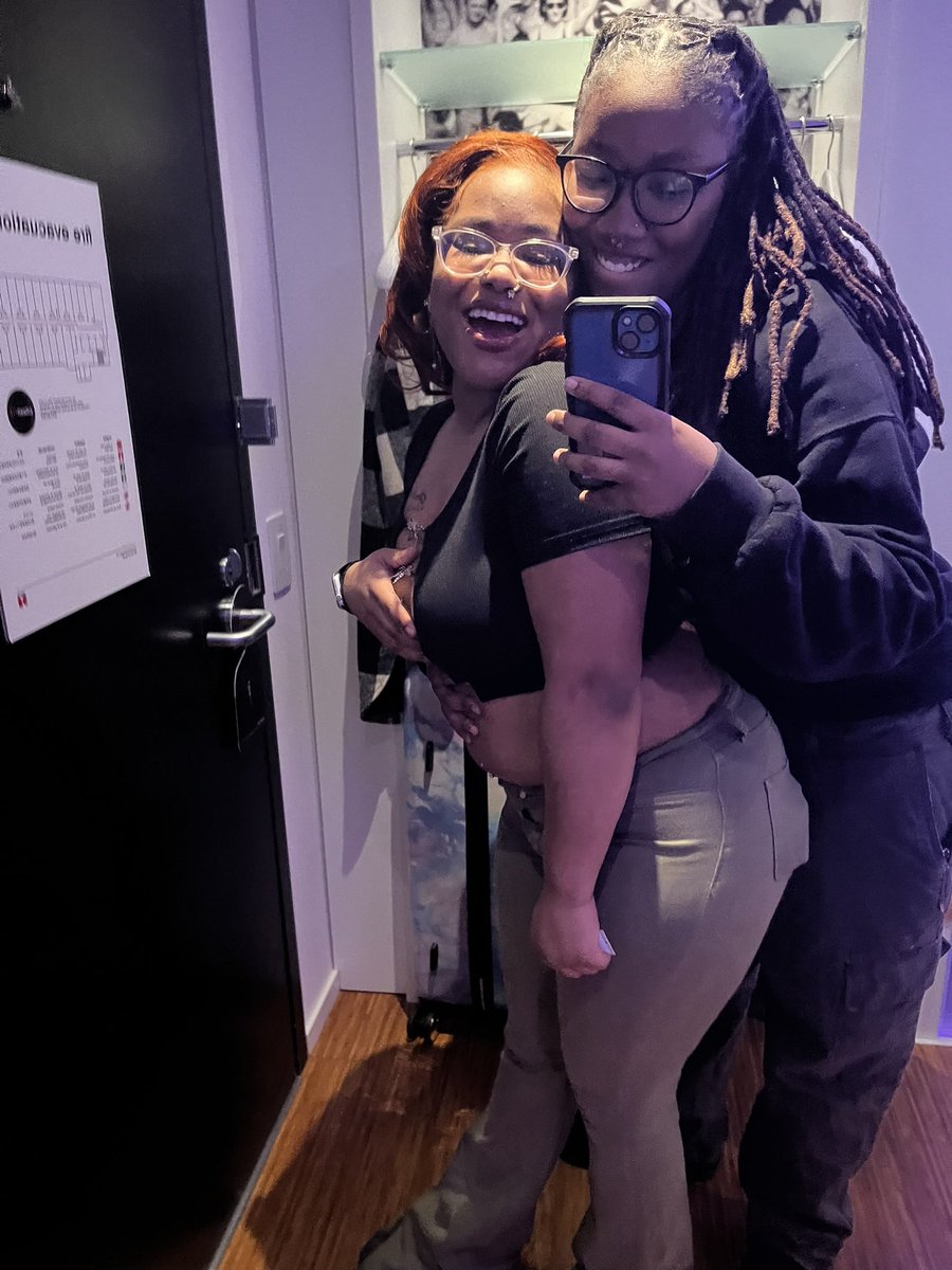 🪐Nia🪐 tweet media