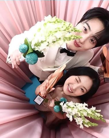 woohyefilm's tweet image. THE CUTEST COUPLE INDEED