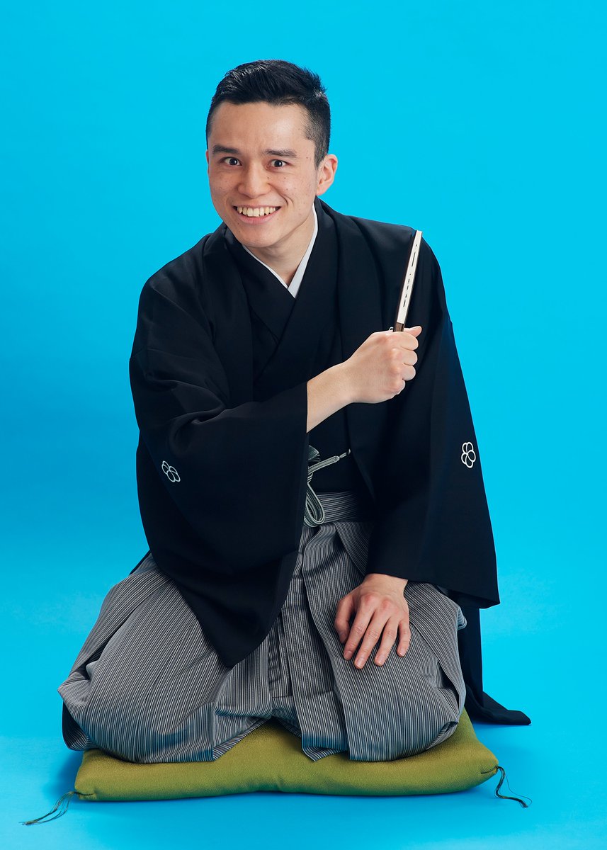 今週末！
🎙️第34回『銀座の仕立屋落語会・与いちクロークルーム』
春風亭一之輔の弟子・与いちさんが銀座で一席！
🗓️5/11(日) 13:00開演（12:45開場）
📍ザ・クロークルーム
🎫2,500円
📩info@thecloakroom.jp／DM／🎟️ぴあでも受付中！
#落語会 #春風亭与いち #銀座イベント #仕立て屋落語