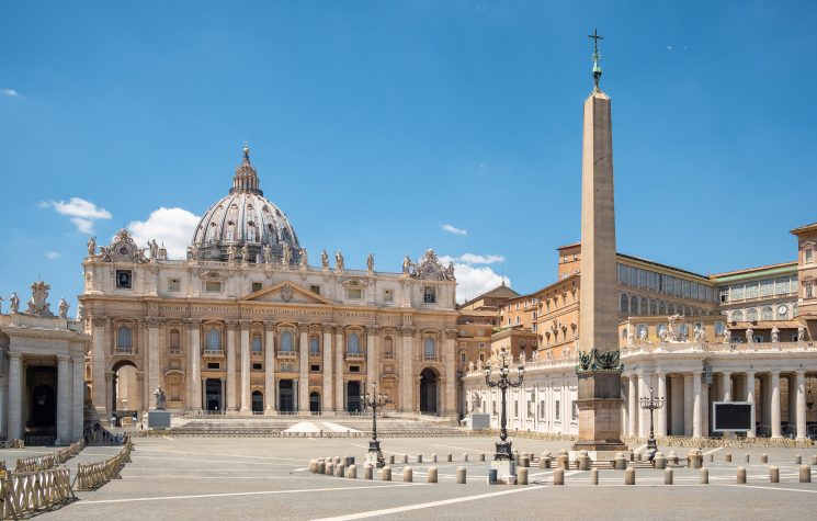 Amb motiu de l'inici del Conclave, us comparteixo el missatge que he escrit als fidels de l'arxidiòcesi de Barcelona.

Us animo a pregar pels cardenals que, guiats per l'Esperit Sant, tenim la responsabilitat d'escollir el successor de sant Pere.

✍️tinyurl.com/9rnjf755