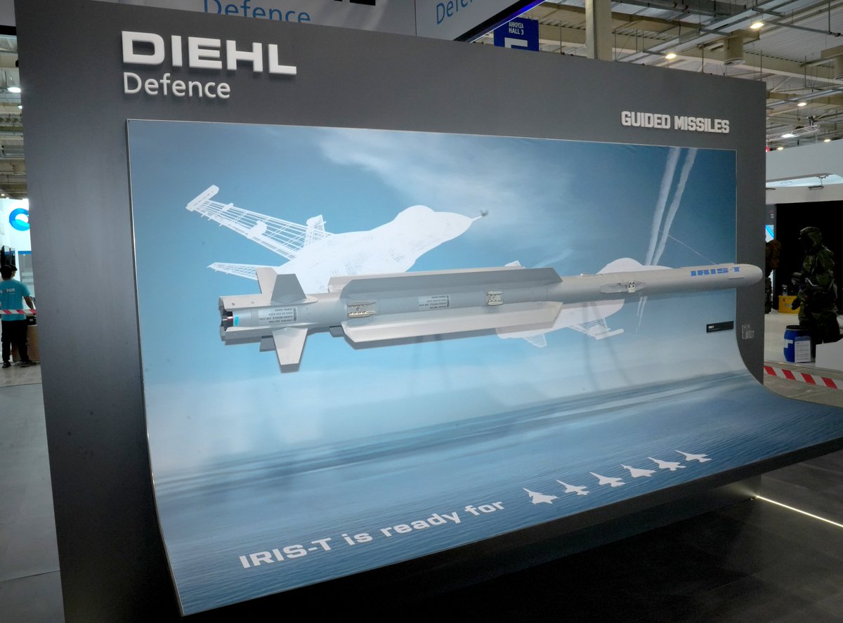 DiehlDefence's tweet image. Kalimèra #DEFEA 2025 - we are ready for 3 exciting trade fair days!
Visit us in hall 3 at booth E14 and discover various state-of-the-art solutions in the field of ground-based air defence, drone defence, ammunition, guided missiles and coastal defence.
Let's connect!
