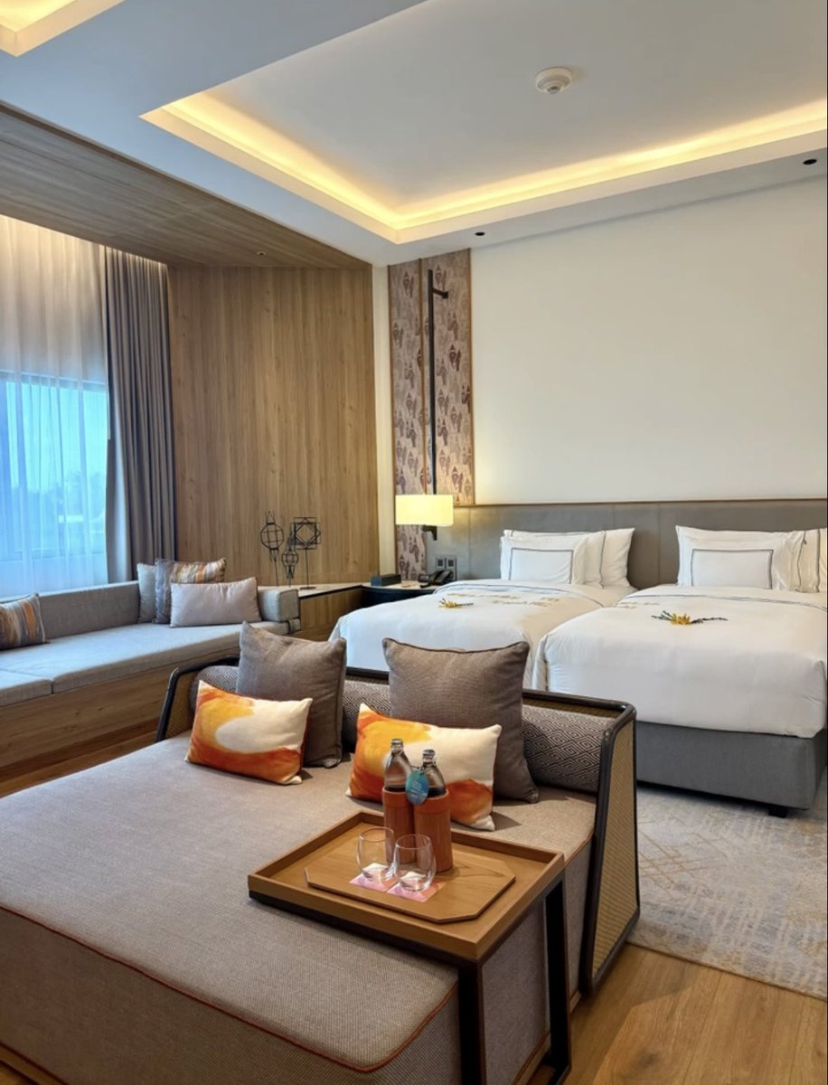 raymondtuan945's tweet image. Come to Chiang Mai stay at MELIA, because it is not just a hotel but the nest of Ahgase.💕