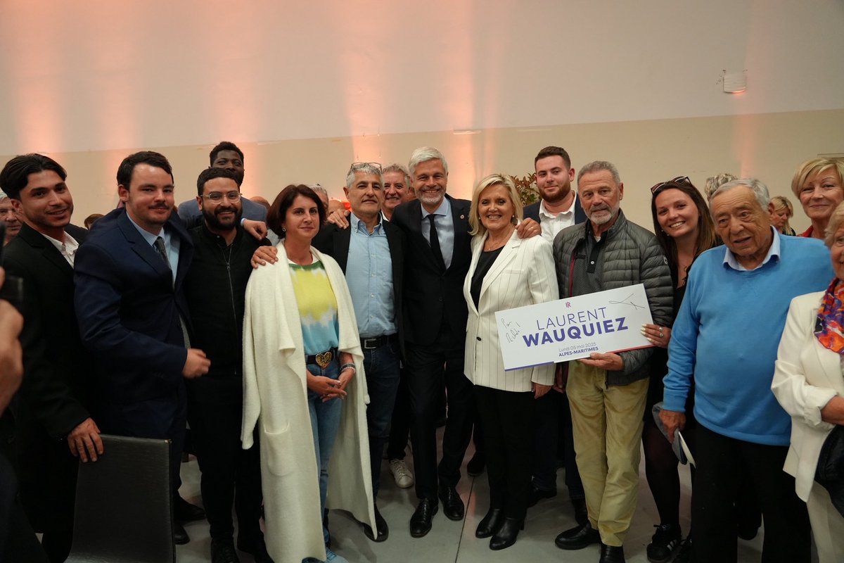 laurentwauquiez's tweet image. Très beau moment de campagne hier soir au Cannet avec mes amis @MTabarot @YvPigrenet @EricPAUGET1 @JeanLeonetti. Avec les militants et les piliers de notre famille politique, j’ai ressenti ce qui nous unit : la fidélité est notre plus belle force. La droite se relèvera avec ceux…