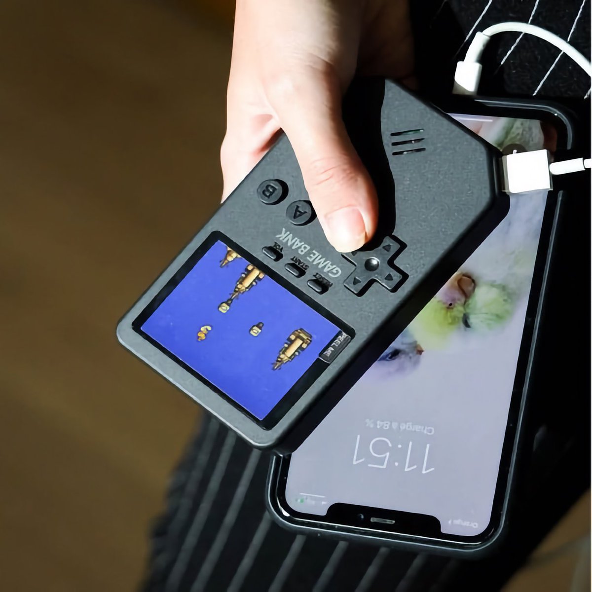 yuppiegadgets's tweet image. Charge your phone (up to 2x) and your mood with the Game Bank Power Bank — packed with 240 retro games to kill time while Eskom kills the lights. #TechGadgets
#MustHaveGadgets
#PortablePower
#StayCharged
#OnTheGo