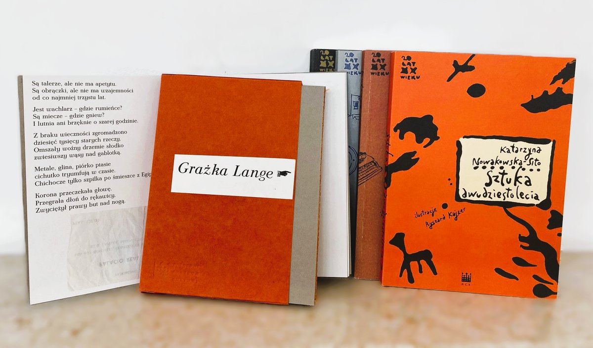 Do zbiorów Galerii Plakatu i Projektowania Graficznego Muzeum Narodowego w Poznaniu trafiło sześć publikacji wydanych przez Narodowe Centrum Kultury. Książki zostały zaprojektowane przez znanych, współczesnych grafików między innymi Grażkę Lange i Ryszarda Kajzera.