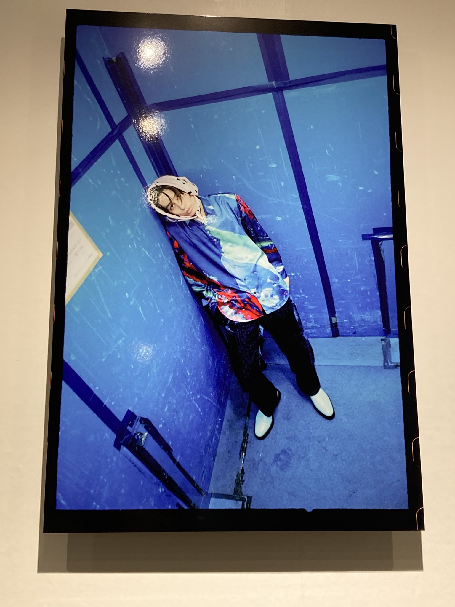 三宅健 写真展 額縁 三宅健 写真展 額縁 KEN MIYAKE PHOTO EXHIBITION “THE iDOL