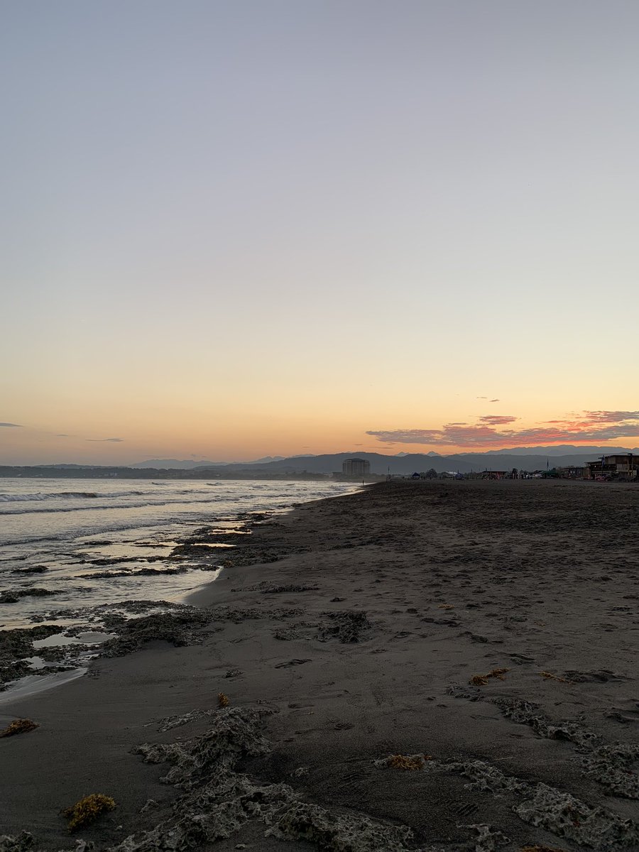 jennycabreraaaa's tweet photo. Breathing peace https://t.co/HG5ptRKjpZ