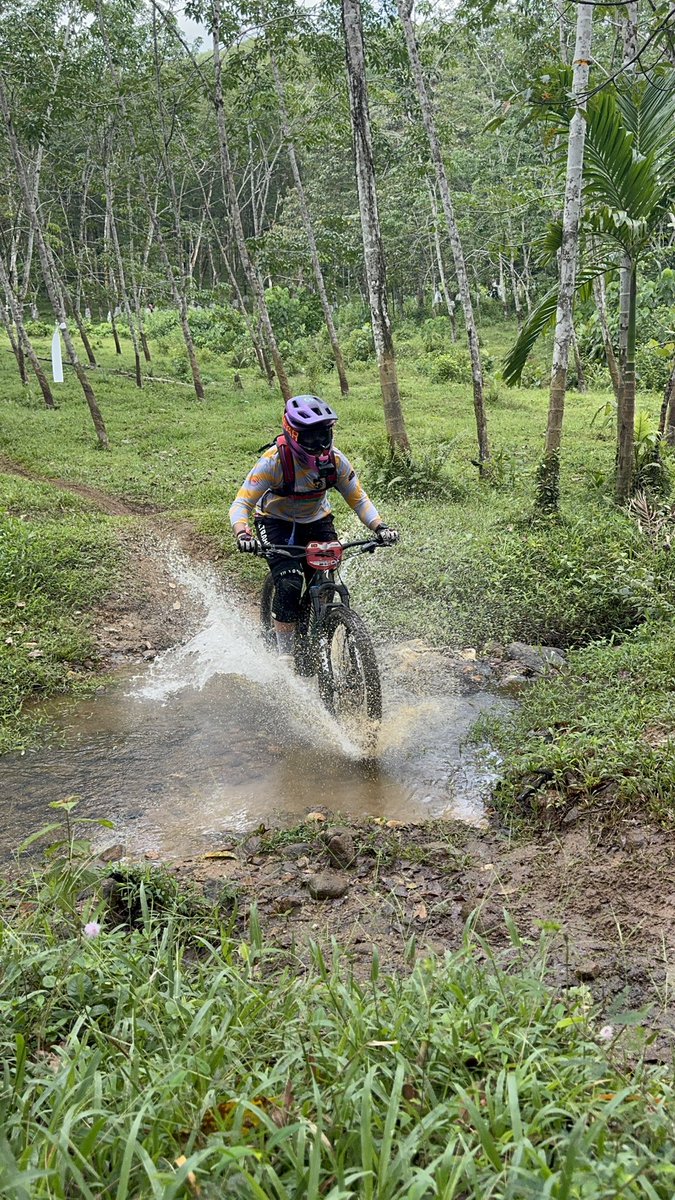 مشاركتنا في سباق سريلانكا للتحمّل النسخة الثانية ،برفقة فريق الوعل قدّموا أداءً متميزًا .نبارك ل راشد الضامري تحقيقه المركز الرابع في فئة تحت 23 سنة.كما كان من دواعي سرورنا وتشريفنا زيارة سعادة السفير أحمد بن علي الراشدي خلال الفعالية، والذي كان حضوره دافعًا معنويًا كبيرًا للفريق