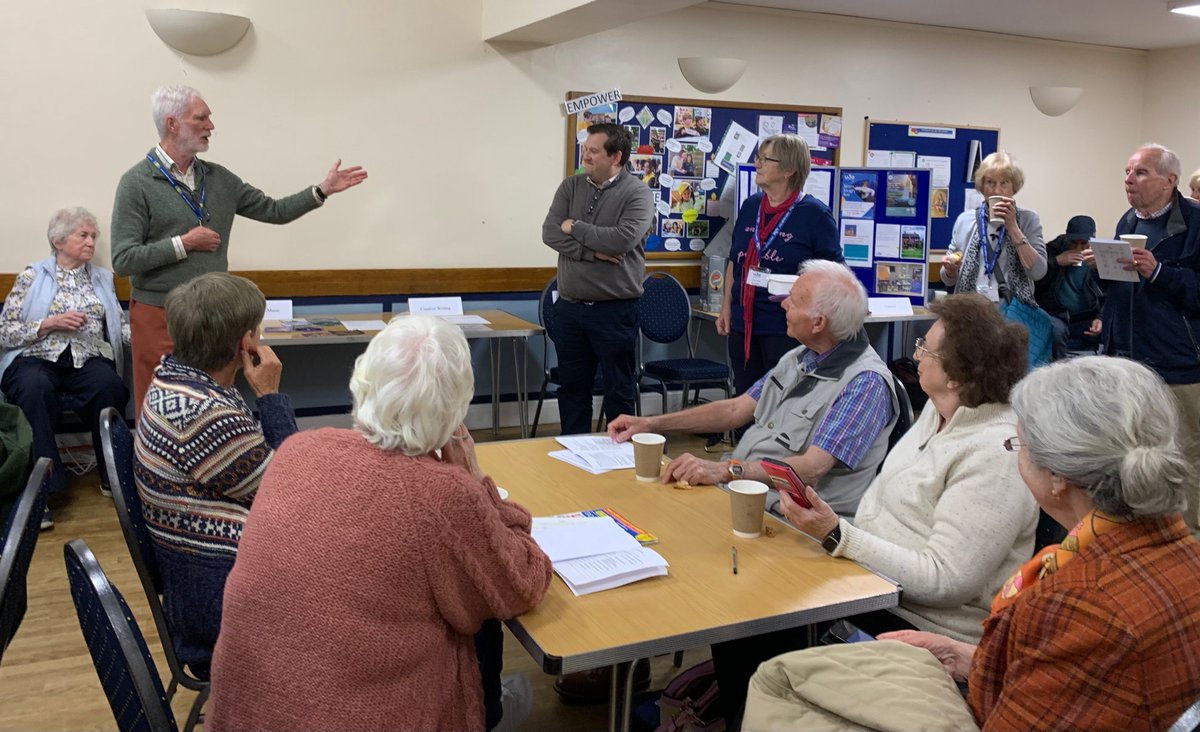 Sidcup u3a were recently visited by their MP ✨
@Louie_French, MP for Sidcup and Old Bexley, met members and heard about their activities, ranging from Maths to Meditation. 
Find out more about u3a, u3a.org.uk