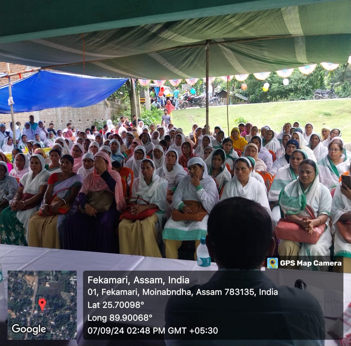NITIAayog's tweet photo. Fekamari Block: Pioneering Progress, Empowering Lives 🌿

South Salmara-Mankachar, Assam

Congratulations to Fekamari Block for being awarded ₹2 Crore under the Aspirational Blocks Programme, recognising its outstanding strides in public health and grassroots development!

Developmental Milestones Unlocked:

📊 100% Health Screening Coverage
🩺 Every targeted individual screened for Hypertension & Diabetes — building a foundation for a healthier future.

🍎 Malnutrition Nearly Eliminated
📉 Only 0.08% of children under 5 with Severe Acute Malnutrition (SAM) — on account of robust nutrition efforts.

🚰 Water for Every Anganwadi
🏫 99.52% Anganwadi Centres now equipped with safe drinking water, reinforcing care for women and children.

This progress is a testament to strong local leadership, committed frontline workers and the power of community-driven development.

NITI Aayog appreciates Fekamari’s commitment to inclusive growth under the Aspirational Blocks Programme. 

#PMOIndia #NITIAayog #AspirationalBlocks #TransformingIndia #FekamariBlock #AssamDevelopment #GrassrootsToGlory #ABPImpact