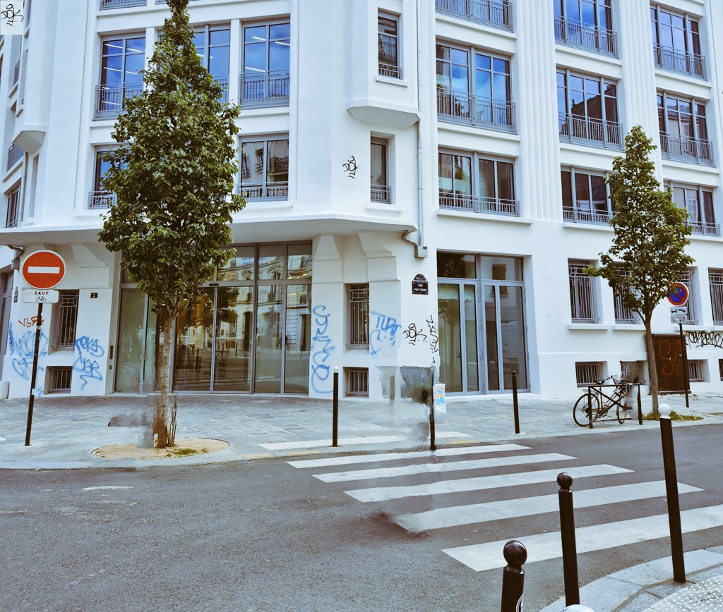 45 millions d'€, 4 ans de travaux pour rehabiliter cet immeuble art déco, saccagé en 3 jours 😢