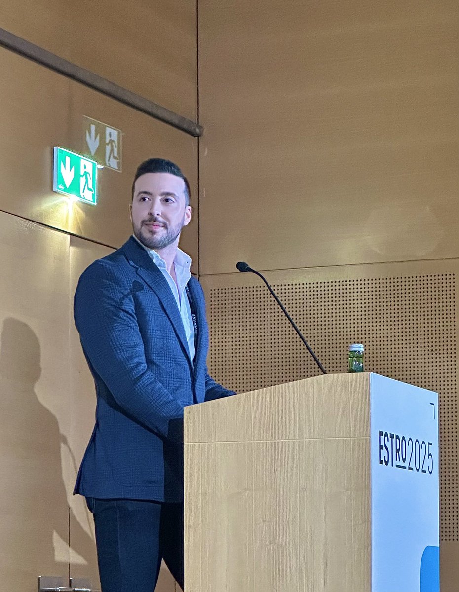 fgamorelli's tweet photo. We presented at ESTRO 25 our prospective phase II trial evaluated the feasibility and efficacy of IORT with a dose of 20 Gy following surgical resection of brain metastases. 

✅In the first 12 patients treated all cases, achieving a 91.7% LC rate with no cases of radionecrosis. https://t.co/x7HBnmJwR4