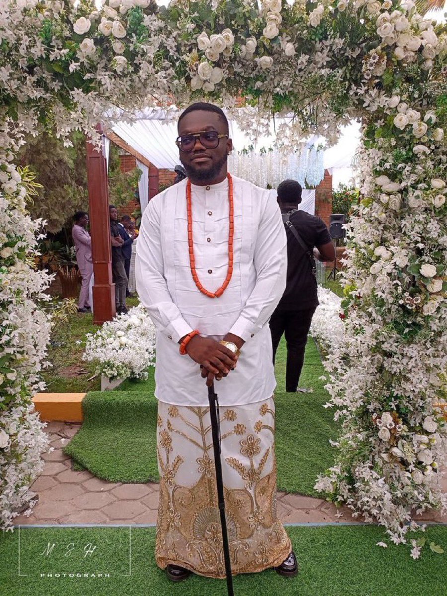 Obidients, it is <a href="/DavidHundeyin/">David Hundeyin</a> day!

Please join me in wishing  a 
happy birthday to this fearless and brilliant man. 🎉 

David, today, we celebrate not just another year of your life but the unwavering courage, intellect, and dedication you bring to investigative journalism.