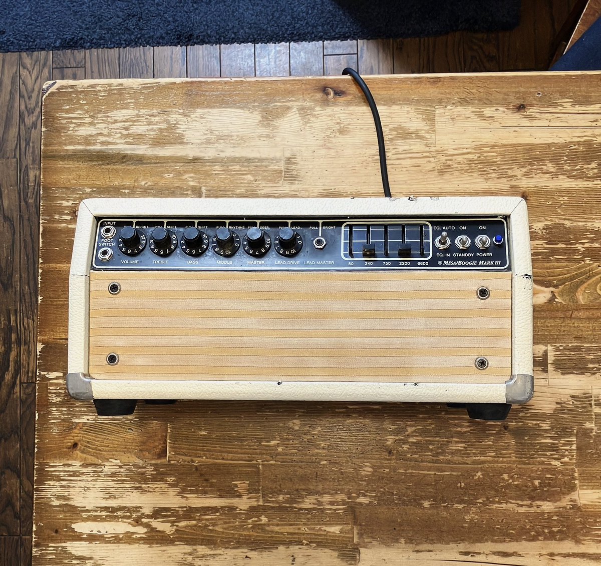 442ken's tweet image. 早起きし我家の財務省から断捨離の勧告受けて禁断の押入れ御開帳の儀‼️ギターアンプ6台😅なかでもブギーのヘッドはGroundNutsデビュー決まり鬼のローンで買った我青春の宝物💎ほぼこれで鳴らしてたからな…これはやっぱ手放せない…しかしインテリアにするには鬼の様に重い🏋️‍♂️(笑)
#mesaboogie