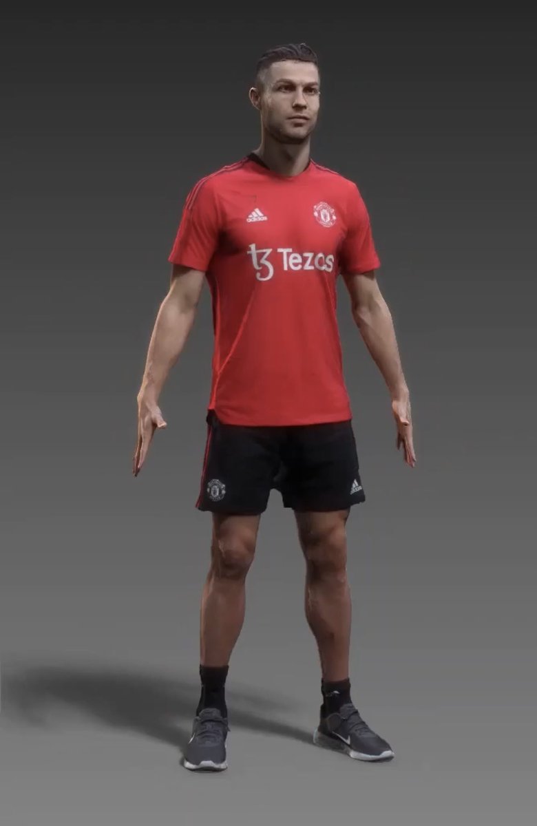If Konami were developing a full next-gen game with high production costs, we would have had such models and textures of faces, cloth physics, variety of body styles!
✍️These were scanned models of players for PES 2022 that never made it into the game in this quality.

#eFootball