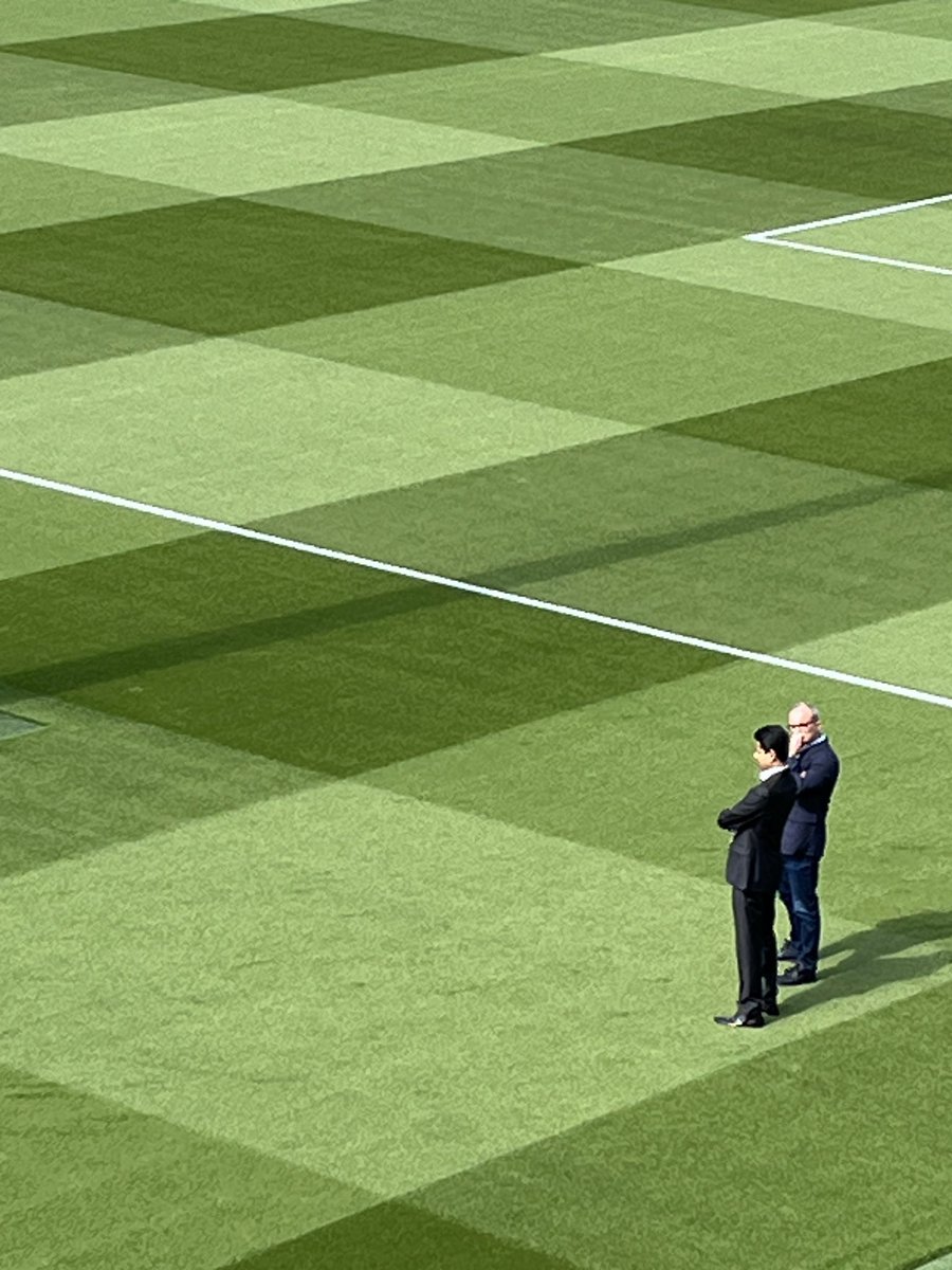 psg: allenamento di vigilia della semifinale vs arsenal, con donnarumma e il recuperato dembélé

(osservati dal presidente al khelaifi e dal consigliere sportivo campos)