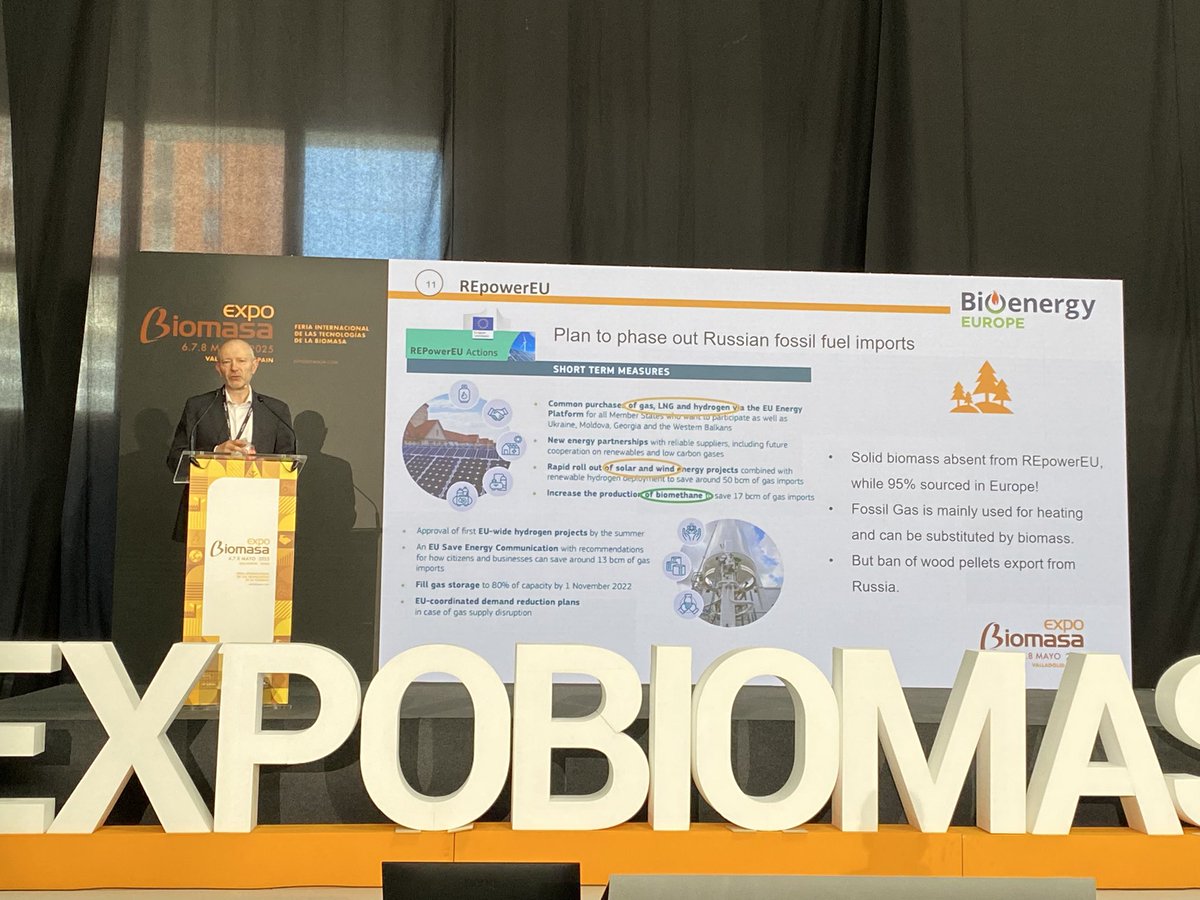 AVEBIOM (@avebiom) on Twitter photo Anima al sector de la #bioenergia a seguir mostrando a los políticos en los parlamentos europeo y  nacionales las ventajas de usar más biomasa en nuestro mix energético. ¡Muy importante no desfallecer en esta misión!
Siguen las jornadas con la mesa Pellet 
expobiomasa.com/wp-content/upl… Anima al sector de la #bioenergia a seguir mostrando a los políticos en los parlamentos europeo y  nacionales las ventajas de usar más biomasa en nuestro mix energético. ¡Muy importante no desfallecer en esta misión!
Siguen las jornadas con la mesa Pellet 
expobiomasa.com/wp-content/upl…