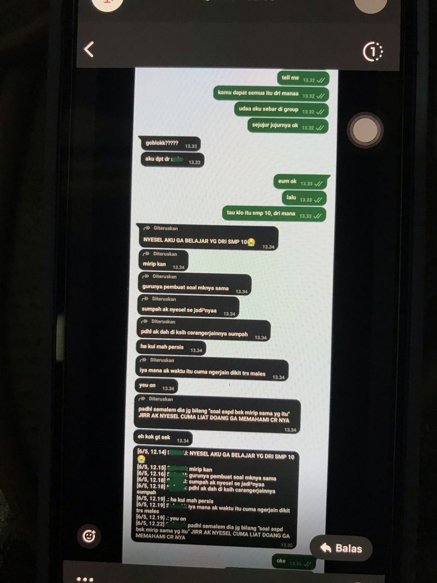 cuttiestellay's tweet photo. gimana rasanya udah mati-matian belajar di sekolah, les, dirumah, bahkan sampe malem, tapi dengan enaknya guru mereka buat soal yang sama persis karena gurunya yang bikin soal ASPD👏🏻 https://t.co/5Pathv130f