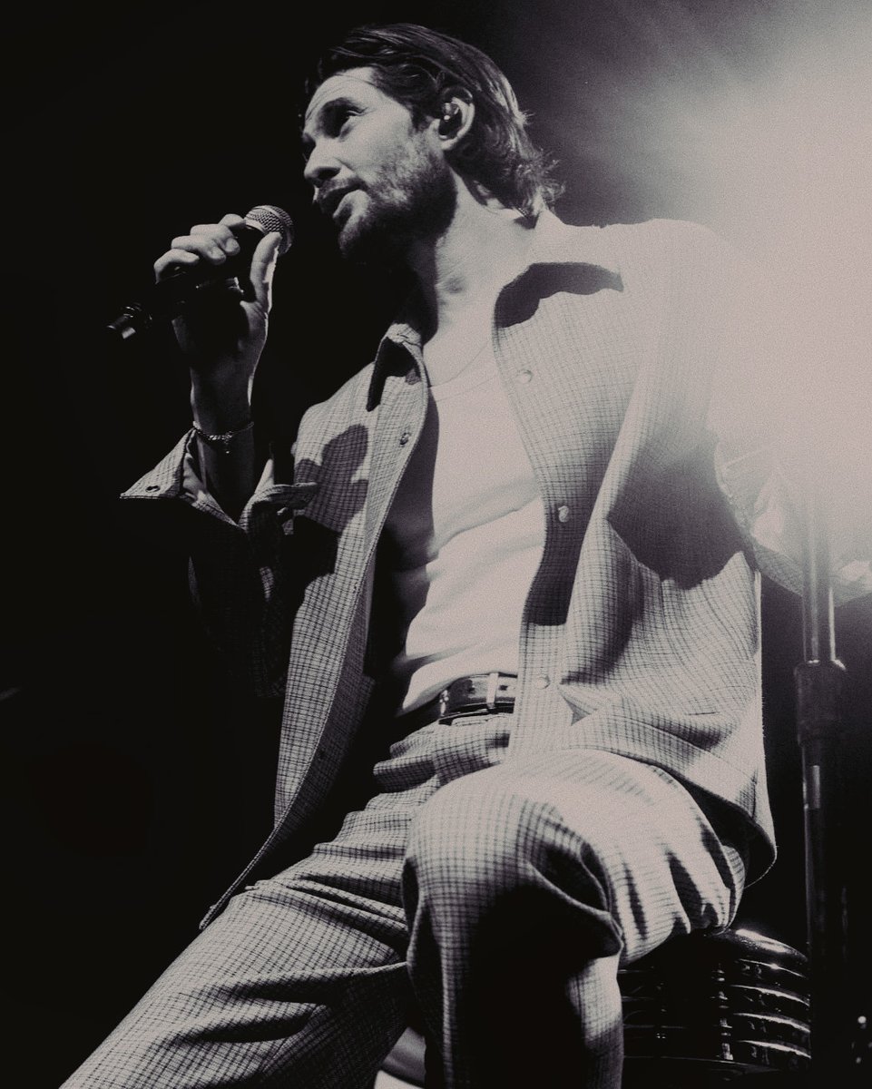 JOSIER0SIE's tweet image. ᅟ
ᅟᅟᅟᅟᅟᅟᅟWANTED:    

⸻ Para posible OTP con Josie.
⸻ Relacionado con el mundo de la música (a elección de us).
⸻ Diferencia de edad entre ambos pjs.
⸻ FC sugerido: Ben Barnes (por el contenido, pero no obligatorio)

ᅟᅟ+ 𝑖nfo ➝ like
ᅟᅟse agradece el rt .ᐟ
ㅤ