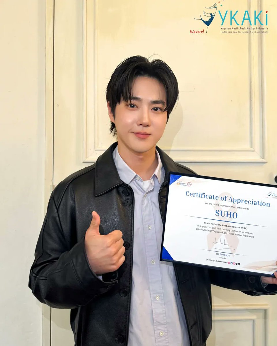 SUHOLOOK's tweet photo. "Indonesian Childhood Cancer Foundation expresses deep gratitude to SUHO for his willingness to become YKAKI's Honorary Ambassador.

Your compassion brings new spirit to children who are fighting cancer.
Let’s continue to spread hope and love together!"

#SUHO #수호 #SUHOforYKAKI https://t.co/k8yGA5mc6w