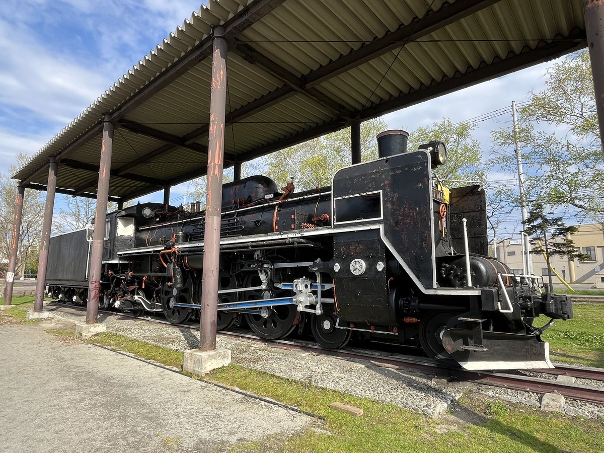 岩見沢でD51 47とC57 144
今日の歩数は3万歩を超えた。