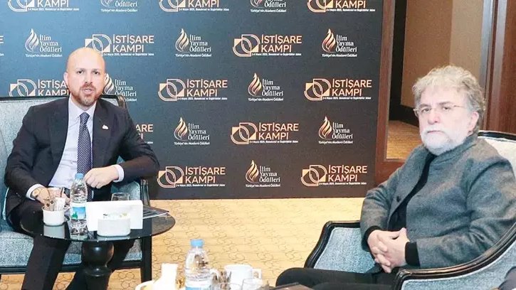 Ahmet Hakan: "Eğlenceye dalmamış, zevküsefaya meyletmemiş bir Cumhurbaşkanı oğludur Bilal Erdoğan. Jet sosyetenin içinde gününü gün etmiyor. İhale kovalamıyor"