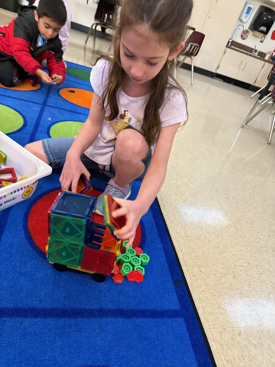 Sam Hatfield tweet media