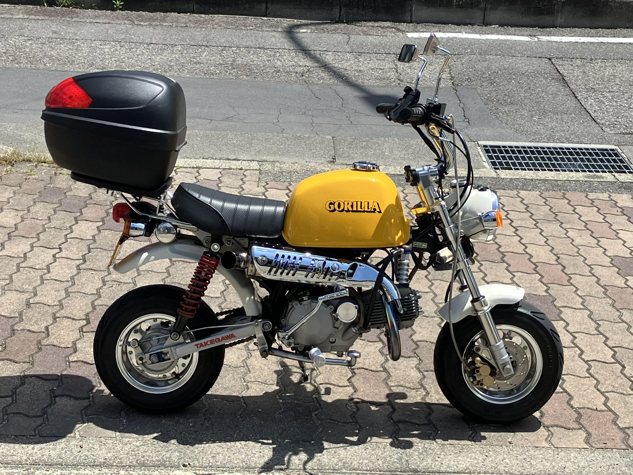 モンキー ゴリラ シート デイトナ？ネバラン？