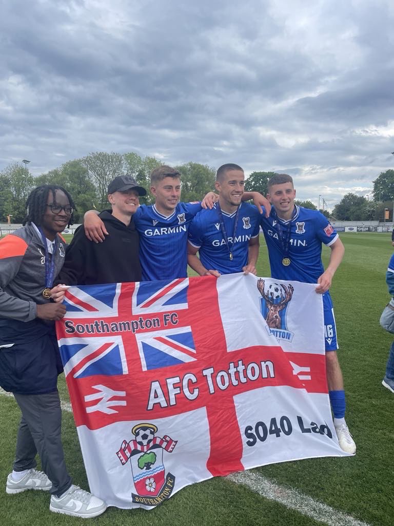 Luke Hallett tweet media