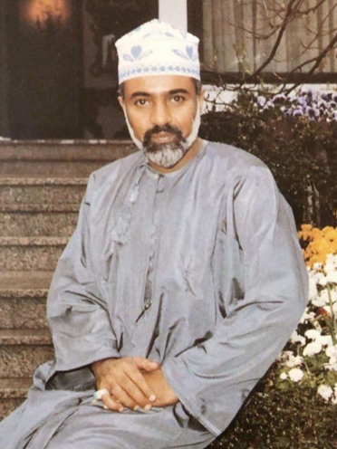 Omani_content's tweet photo. لباسه كان امتدادًا لثقافة وطن، وتجسيد حيّ لهوية عُمان وروحها العريقة.

اللهم اجزه عن عُمان وشعبها خير الجزاء، وارفع درجته في عليين، واجعل له نصيباً من دعاء المحبين ورضاك يا أرحم الراحمين ❤️❤️. https://t.co/oVD5jUGizi