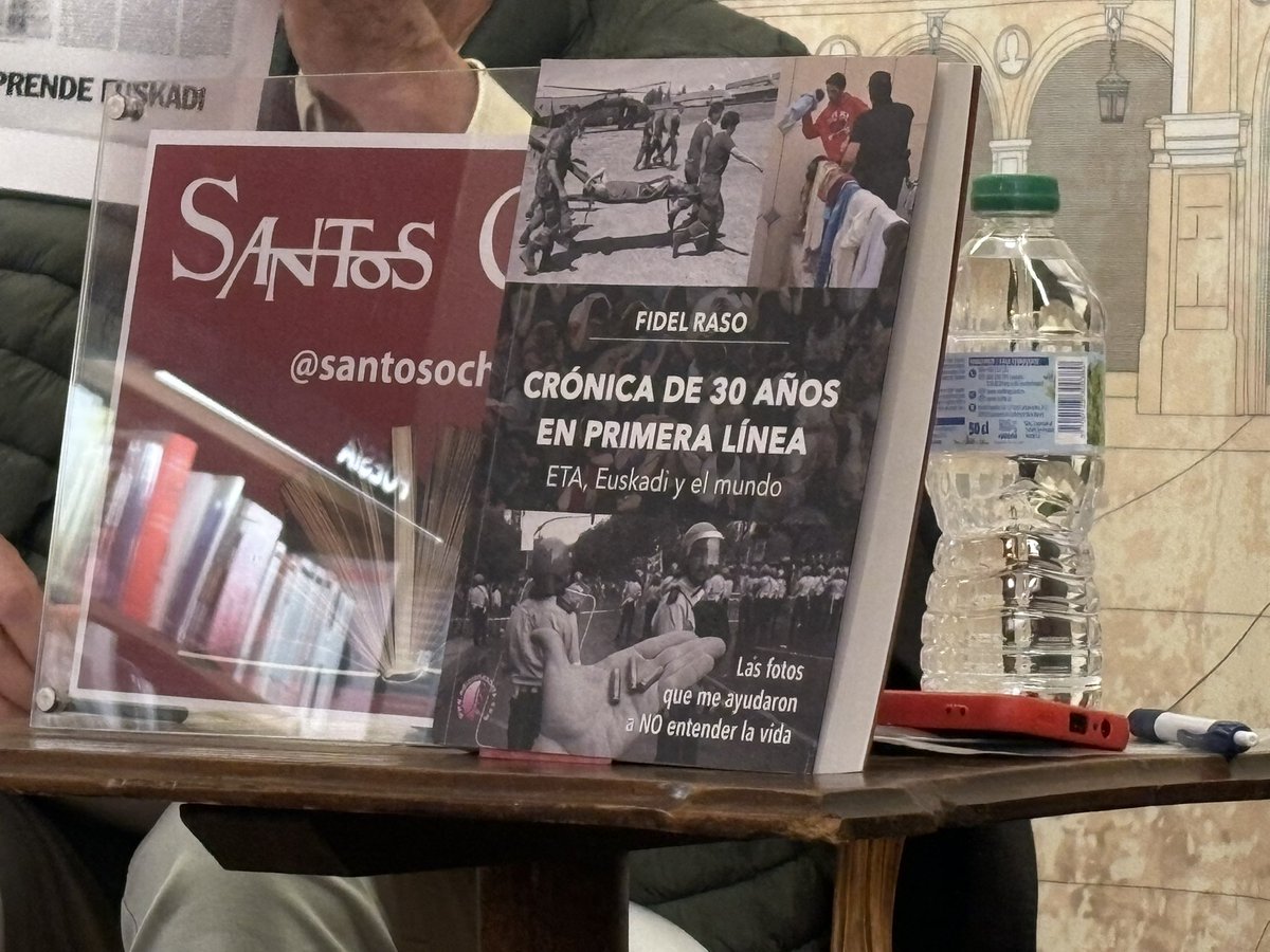 📸 Imágenes de la presentación de “Crónica de 30 años en primera línea” de Fidel Raso ayer en <a href="/SantosOchoaSal/">Santos Ochoa Salamanca</a> en la que quisimos estar presentes 👇
#ETA #Terrorismo