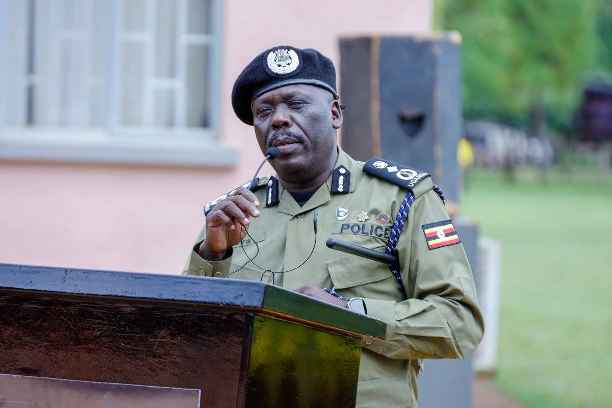 Happening now: The passout ceremony for the Probationer Police Constables 24 Intake and Immigration Officers 2nd Intake at the Police Training School Kabalye Masindi.
The Minister of State for Internal Affairs  Gen David Muhoozi is presiding over the graduation ceremony.