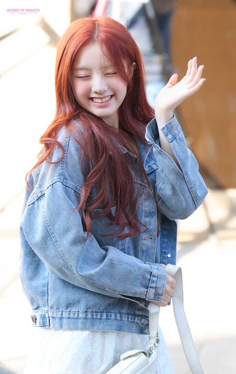 250502

#엘리시아 #ELISIA #エリシア
#EllieEllie #Elyrian
#유니스 #UNIS #ユニス