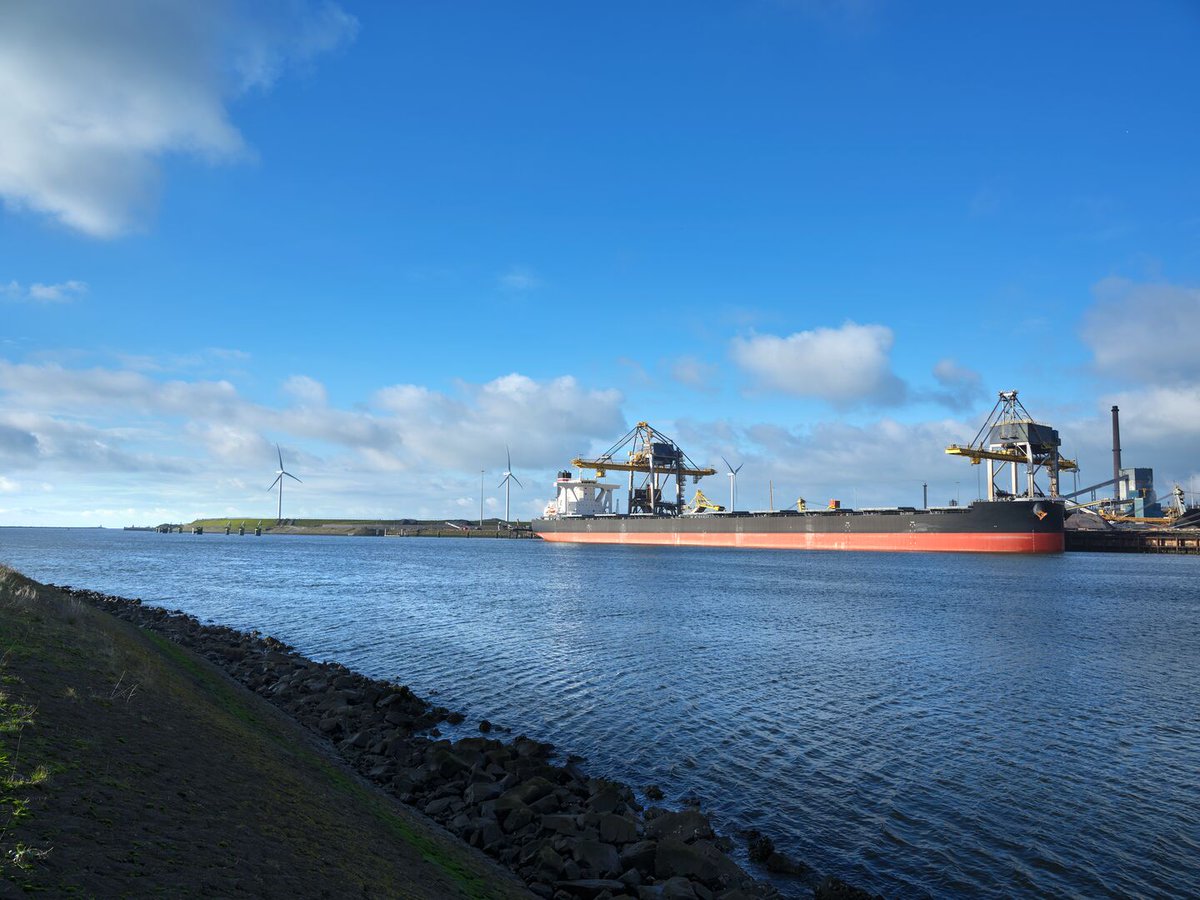 Tata Steel Nederland (@tatasteelnl) on Twitter photo ๐ฐ  ๐ฆ๐๐ฎ๐ฎ๐น ๐บ๐ฎ๐ธ๐ฒ๐ป ๐บ๐ฒ๐ ๐ฑ๐ฟ๐ถ๐ป๐ธ๐๐ฎ๐๐ฒ๐ฟ? ๐ก๐ถ๐ฒ๐ ๐ฏ๐ถ๐ท ๐ผ๐ป๐.
Bij Tata Steel gebruiken we gรฉรฉn drinkwater in onze processen. In plaats daarvan zetten we vooral zeewater en onbewerkt zoet water in. ๐ Benieuwd hoe het precies zit? tatasta.al/44YitoK ๐ฐ  ๐ฆ๐๐ฎ๐ฎ๐น ๐บ๐ฎ๐ธ๐ฒ๐ป ๐บ๐ฒ๐ ๐ฑ๐ฟ๐ถ๐ป๐ธ๐๐ฎ๐๐ฒ๐ฟ? ๐ก๐ถ๐ฒ๐ ๐ฏ๐ถ๐ท ๐ผ๐ป๐.
Bij Tata Steel gebruiken we gรฉรฉn drinkwater in onze processen. In plaats daarvan zetten we vooral zeewater en onbewerkt zoet water in. ๐ Benieuwd hoe het precies zit? tatasta.al/44YitoK