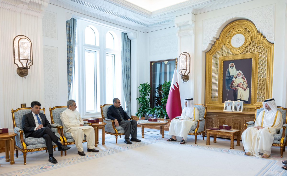 Marsal Qatar English (@marsalqatar_en) on Twitter photo 🇶🇦🇵🇰 | Prime Minister and Minister of Foreign Affairs <a href="/MBA_AlThani_/">محمد بن عبدالرحمن</a> met Minister of Interior and Narcotics Control of Islamic Republic of Pakistan HE Mohsin Raza Naqvi, discussed bilateral ties and several issues of joint interest.
#MarsalQatar #Qatar #Pakistan #news 🇶🇦🇵🇰 | Prime Minister and Minister of Foreign Affairs <a href="/MBA_AlThani_/">محمد بن عبدالرحمن</a> met Minister of Interior and Narcotics Control of Islamic Republic of Pakistan HE Mohsin Raza Naqvi, discussed bilateral ties and several issues of joint interest.
#MarsalQatar #Qatar #Pakistan #news