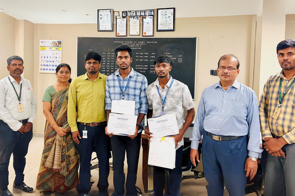 lntedutech's tweet image. L&amp;amp;T EduTech proudly recognizes the Top Performers from the Civil and Mechanical Engineering departments of Karpagam Group of Institutions

#LnTEduTech #TopPerformers #KarpagamInstitutions #EngineeringExcellence #IndustryIntegratedLearning