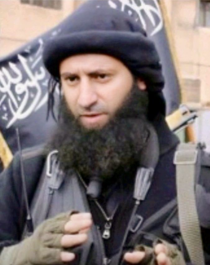 MarcFromager's tweet image. Après al-Chareh (ex-al Qaida, ex-Daesh - ou comment assassiner les victimes une 2nde fois), on pourrait inviter Kim Jong-un … la diplomatie française à son sommet ! #Syrie