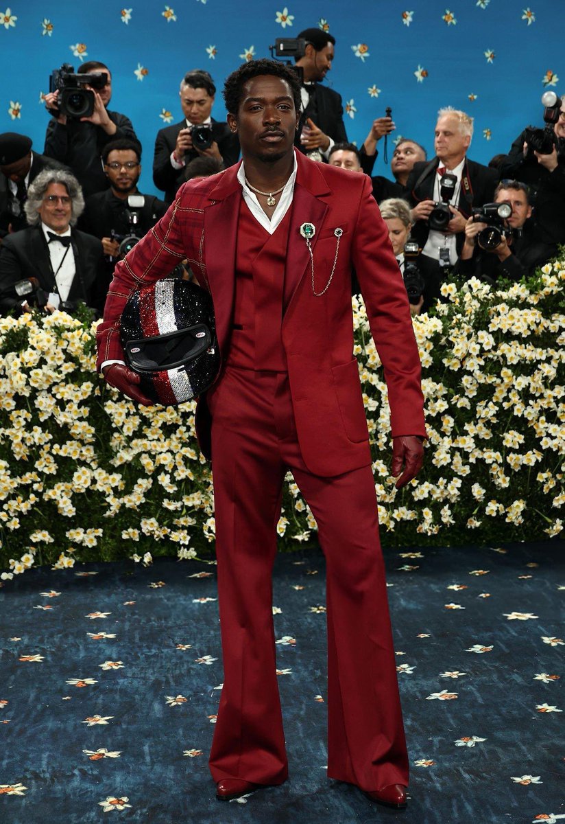 W_O_N_D_A_A's tweet image. Category: Men at the Met Gala. Damson Idris, Asap Rocky, Colman, Lewis Hamilton, Pusha T, Bad Bunny. 

#MetGala #MetGala2025
