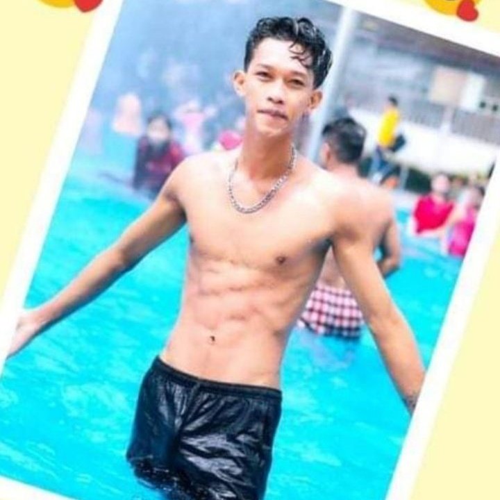 PyaePhyo132418's tweet photo. Vc Chat or Dating 
Say hi to viber.09756365004 https://t.co/4Bp1Suuoso
