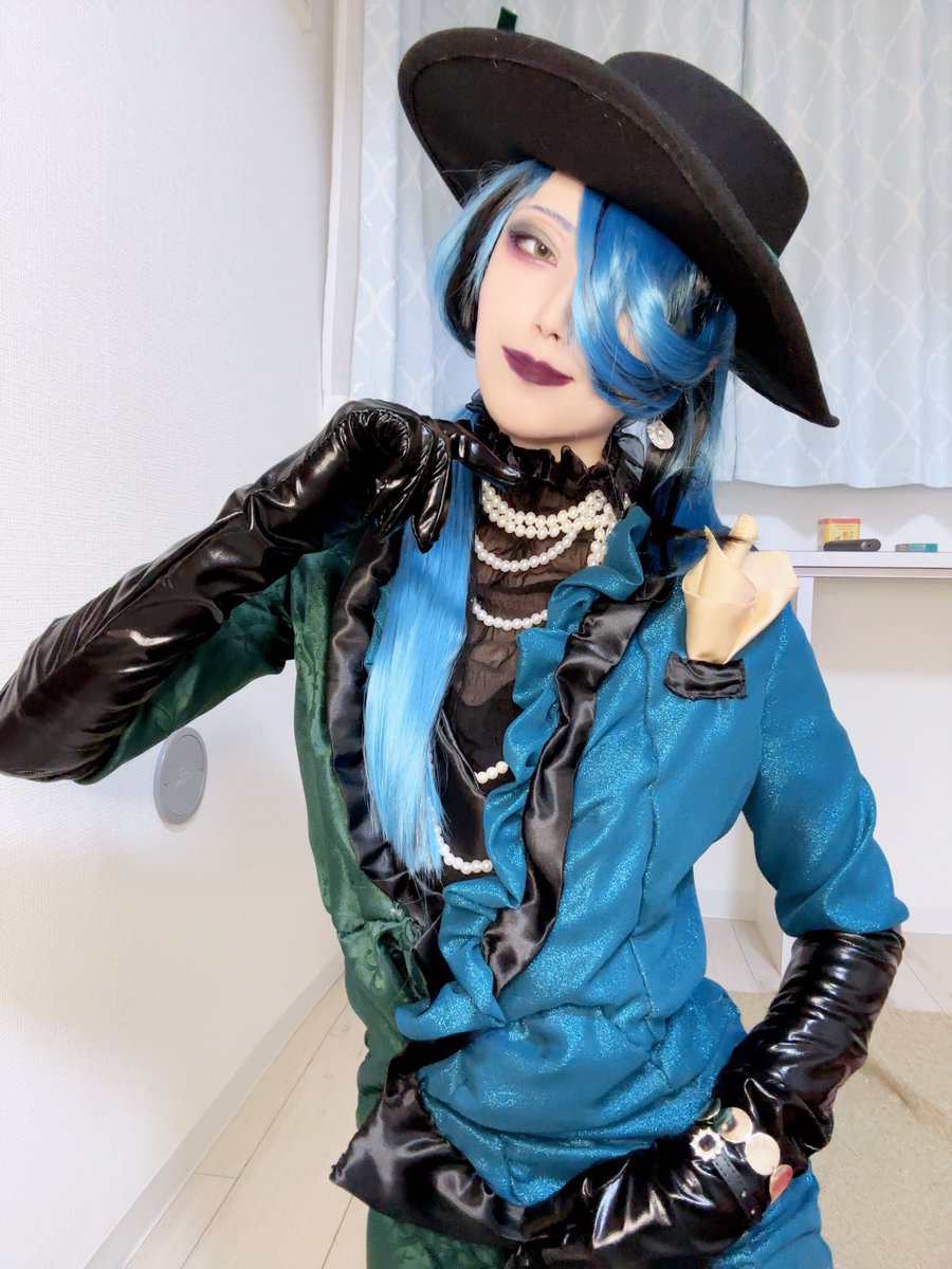 宅コス】 twst ジョルジーナ・リーチ 久しぶりに全身衣装作りました