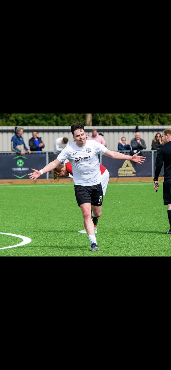 James Hull (@jameshull33) on Twitter photo What an up and down sort of season!
Coming through a tough injury at the start, and getting myself back. Then, to a new club towards the end, finishing a 20+ goal season and getting in the play off final again.
Wasnโt to be this time, but we will be back! โ
๐ค๐ค<a href="/eastbourneuafc/">Eastbourne United AFC</a> What an up and down sort of season!
Coming through a tough injury at the start, and getting myself back. Then, to a new club towards the end, finishing a 20+ goal season and getting in the play off final again.
Wasnโt to be this time, but we will be back! โ
๐ค๐ค<a href="/eastbourneuafc/">Eastbourne United AFC</a>