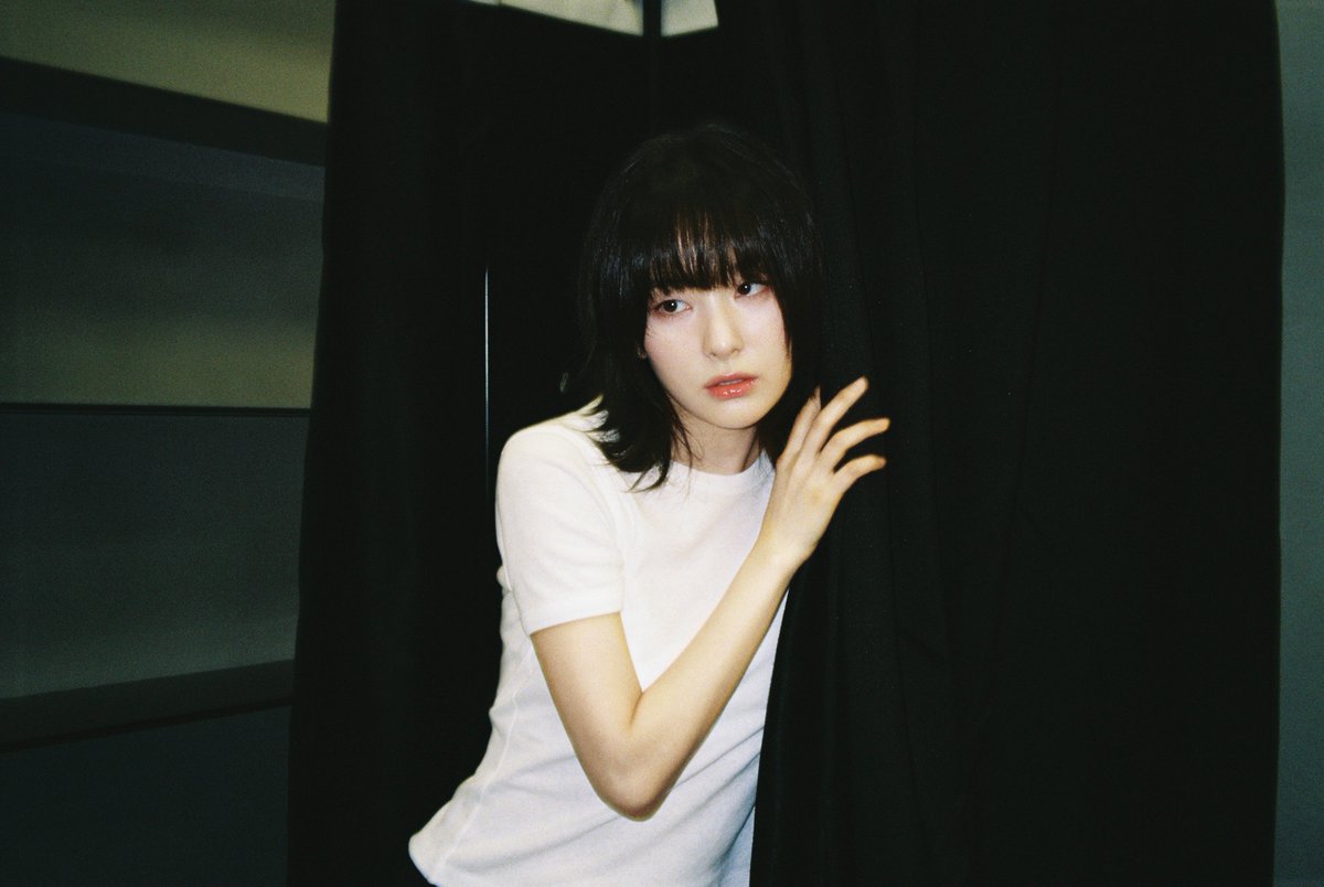 RVsmtown's tweet image. Before the shot #SEULGI