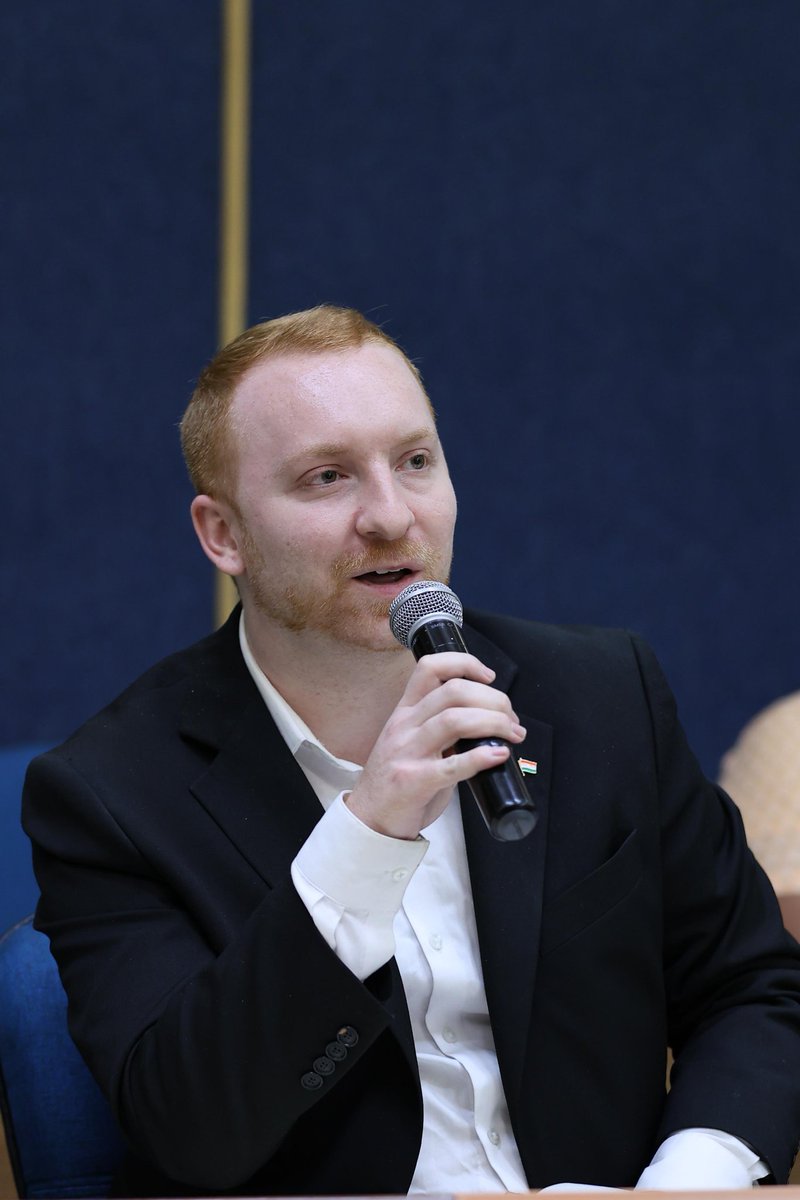 indfoundation's tweet image. #Session9 | India–USA Relations
🎙️ Shri Ashok Malik, Partner &amp;amp; Chair (India) at The Asia Group, spoke on the shared democratic values underpinning India–US ties. 

He highlighted the strengthening defence cooperation and the growing strategic partnership in the Indo-Pacific era.