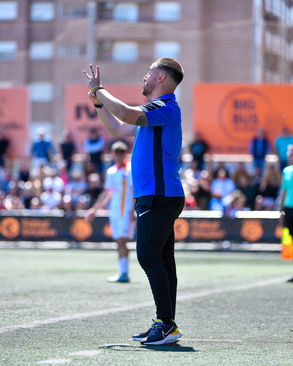 Técnicos Elite Sport (@elitesport_info) on Twitter photo 🔝 Muchas felicidades al <a href="/tcf_oficial/">Torrent C.F.</a> y a su entrenador Xavi Giménez por haber conseguido la clasificación para disputar el Play-off de ascenso a <a href="/Primera_RFEF/">Primera Federación Versus e-Learning</a>.
▶️ Estad muy atentos porque en breve podremos disfrutar de una entrevista con el mister del equipo torrentino. 🔝 Muchas felicidades al <a href="/tcf_oficial/">Torrent C.F.</a> y a su entrenador Xavi Giménez por haber conseguido la clasificación para disputar el Play-off de ascenso a <a href="/Primera_RFEF/">Primera Federación Versus e-Learning</a>.
▶️ Estad muy atentos porque en breve podremos disfrutar de una entrevista con el mister del equipo torrentino.