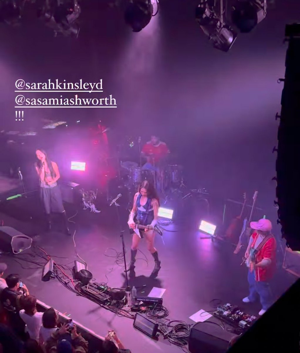 Sarah and Sasami last night 🥹