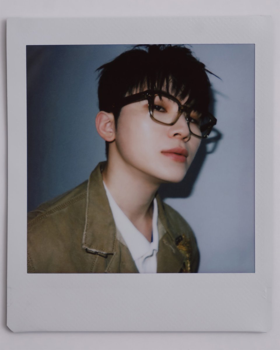 woozimedia's tweet photo. happyburstdayto 🍑🎂 #우지 https://t.co/r5xhTKF6ep