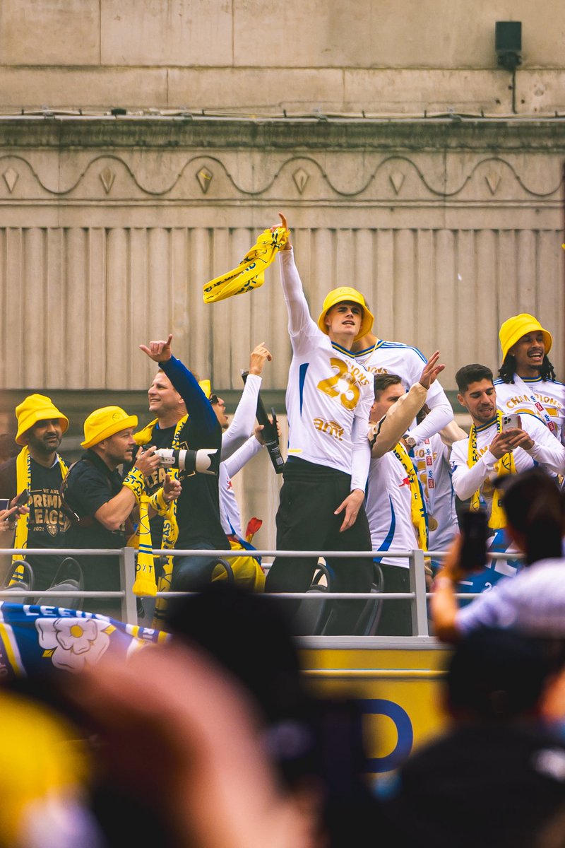 manjsingh92's tweet image. Just some shots from the Leeds United promotion parade! 
@LUFC